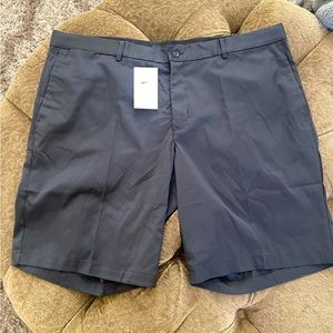 NWT Men’s Nike Golf Black Shorts